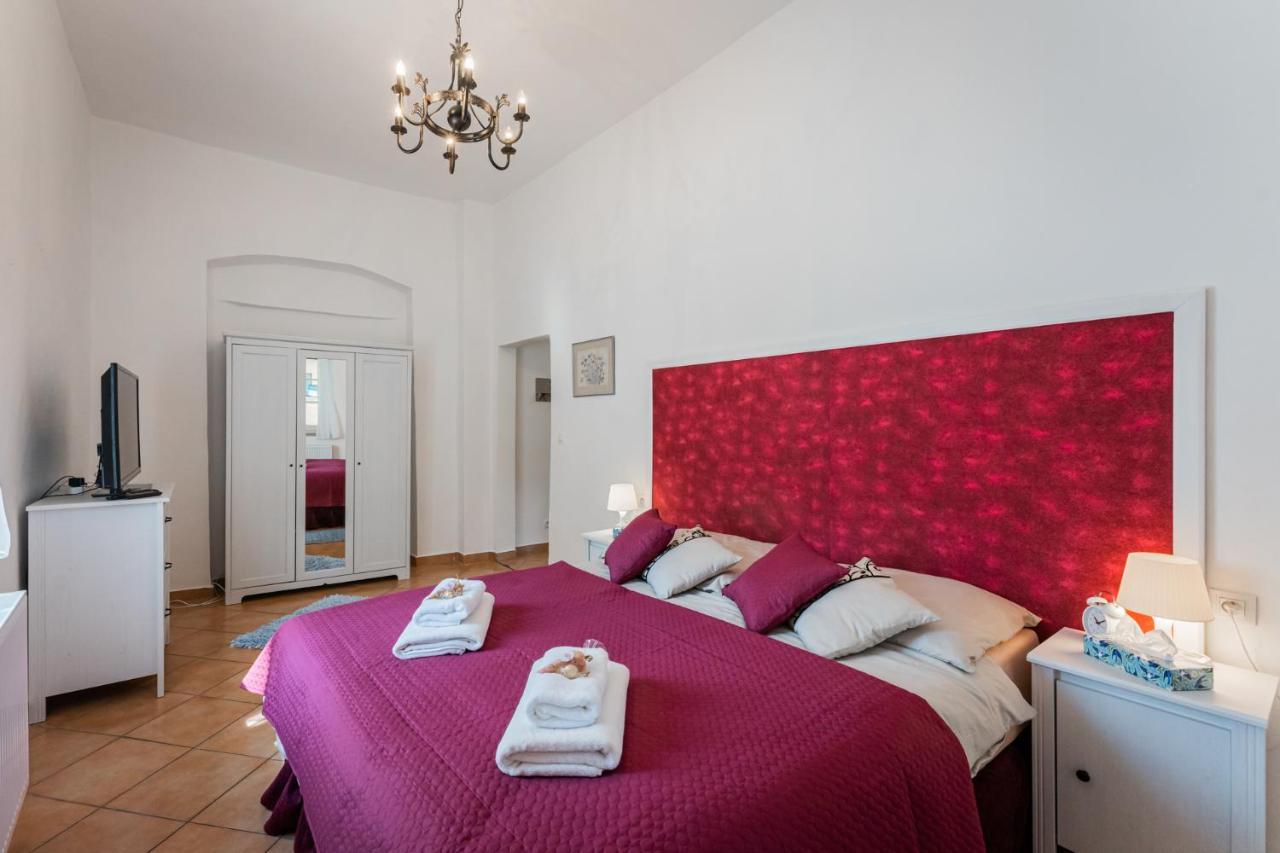 Penzion U Babky Bylinkarky Kutná Hora Buitenkant foto