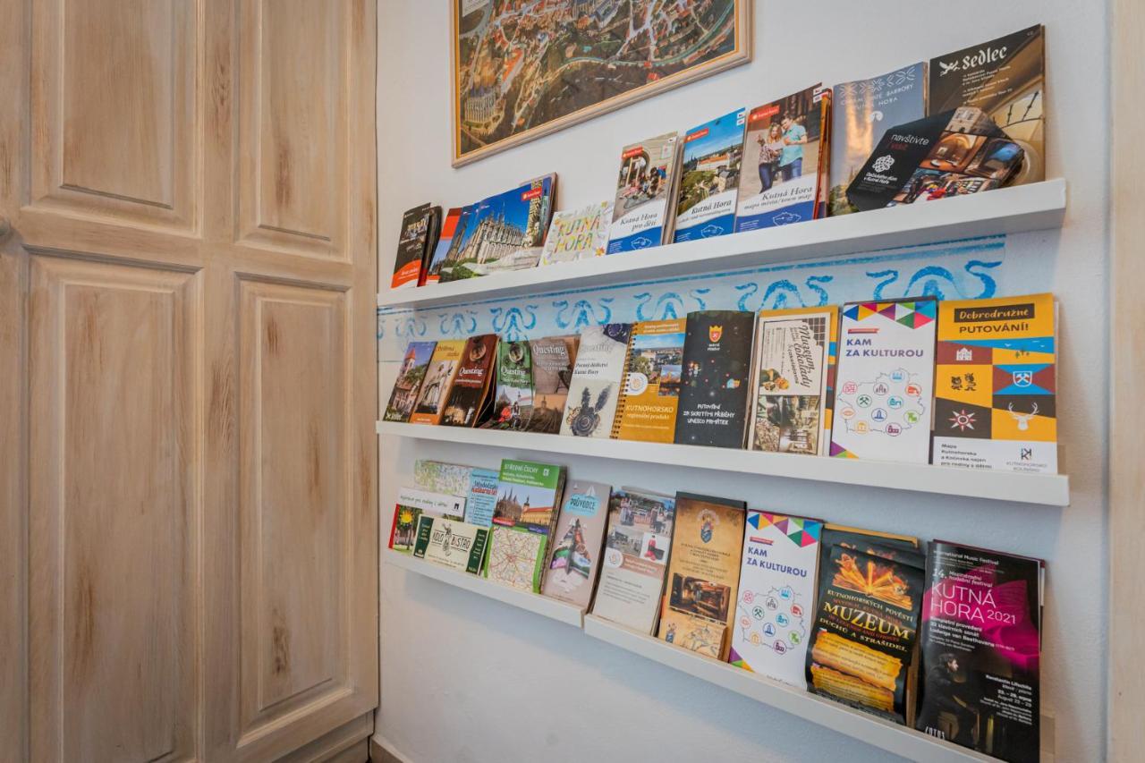 Penzion U Babky Bylinkarky Kutná Hora Buitenkant foto